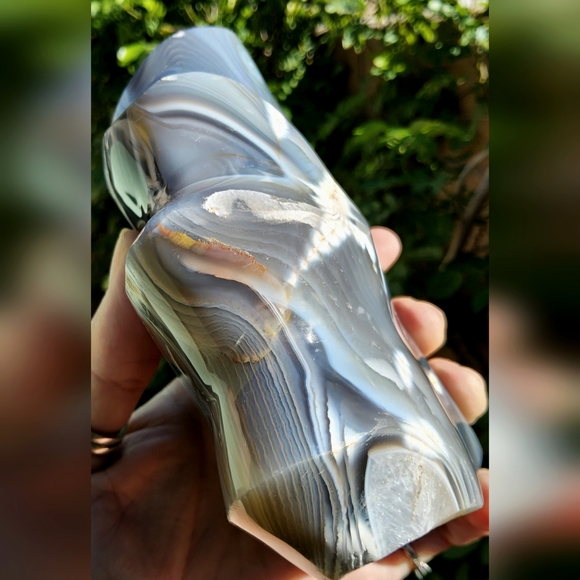 XL Beautifully Carved Orca Agate Flame - Picture 10 of 17